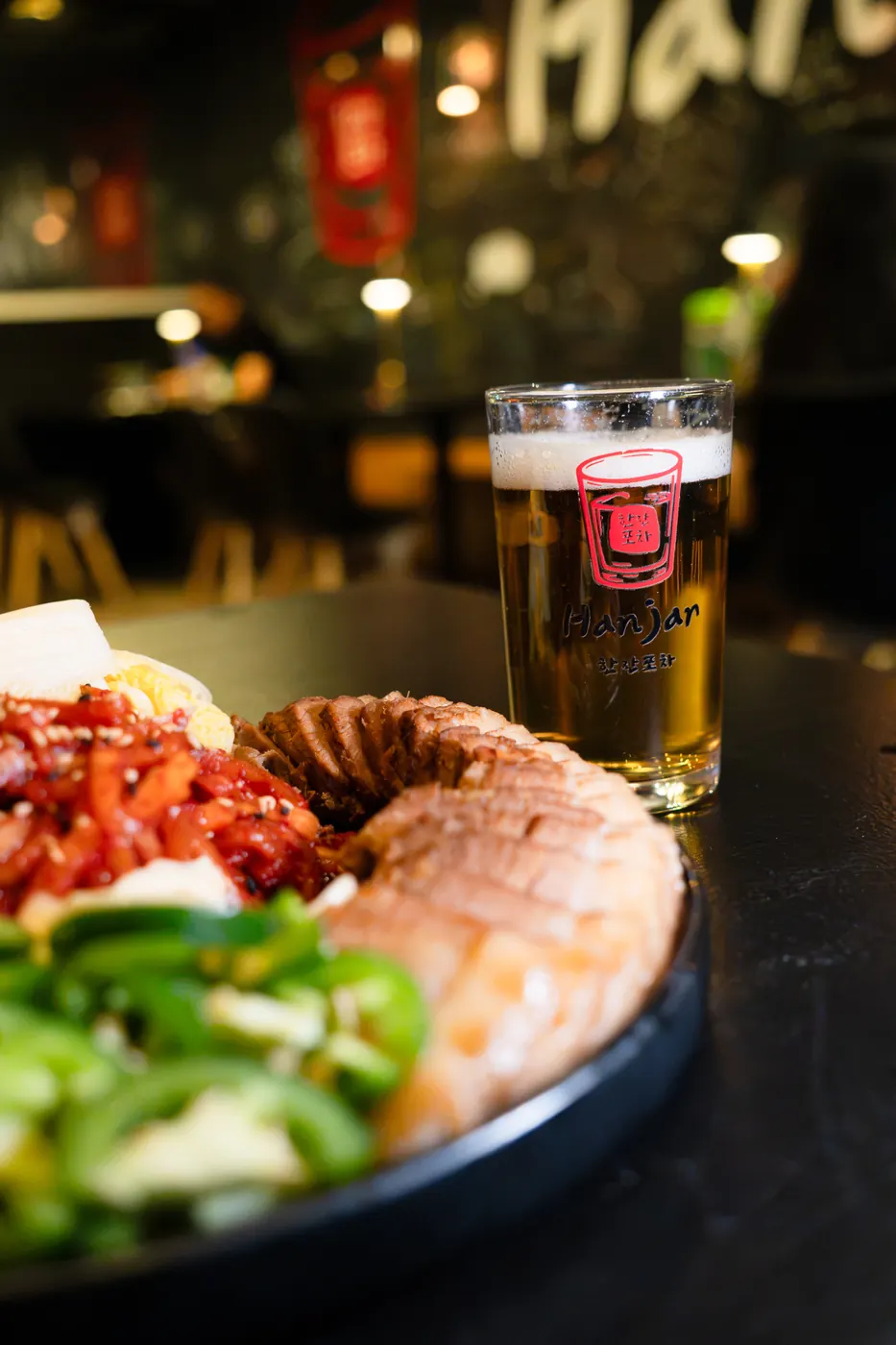 Draft beer with boiled pork